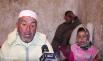 والد المعاق الذي يأكل التراب يُفجرها: قائد المنطقة هددني بعد انتشار فيديو ابني!