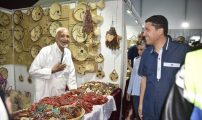 رئيس مجلس جهة الشرق يتفقد المعرض الجهوي الرابع للاقتصاد الاجتماعي و التضامني