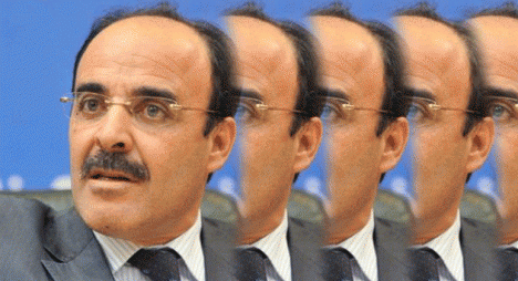 Visuel slide موقع فرنسي يعدد "هفوات" العماري ويعتبره مثارا للسخرية