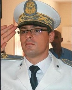 متعسف
