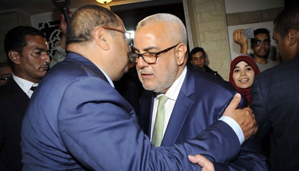 رغم عجزه عن تشكيل الحكومة بنكيران يرفض إعادة مفاتيحها إلى دوائر القرار