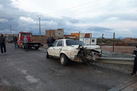 +صور: التقلبات الجوية عنوان حادثة سير  بجماعة ايت مايت تسبب في خسائر مادية